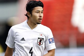 Japón ya sabe que no pondrá contar con Nakayama. El futbolista del Huddersfield sufre una lesión en el tendón de Aquiles y en su lugar irá convocado Shuto Machino, delantero del Shonan Bellmare.