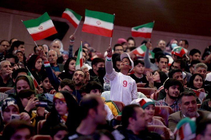 Irán la toma con su Gobierno tras caer en el Mundial: 