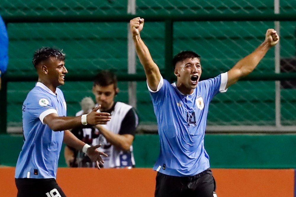 Uruguay comienza el Sudamericano como un rodillo. EFE