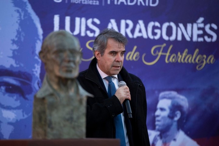 Aragonés ya tiene un busto en 'su' Hortaleza