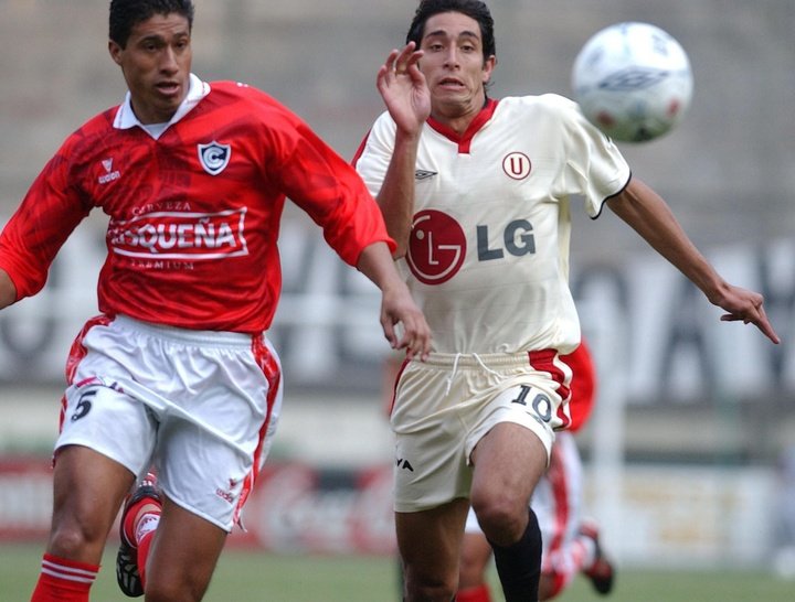 Duelo peruano por una plaza en la Copa Sudamericana