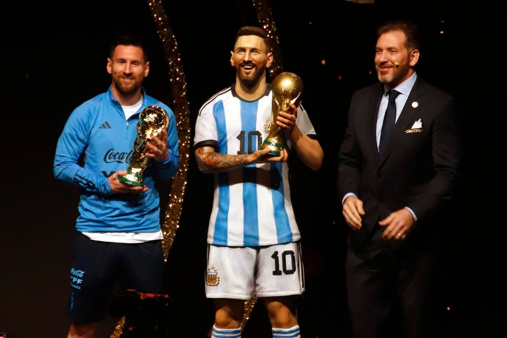 La Selección Argentina fue homenajeada por la CONMEBOL. EFE