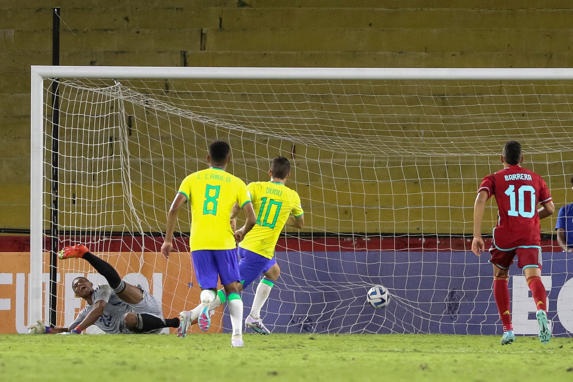 Argentina y Brasil inician la fase final del Sudamericano Sub 17