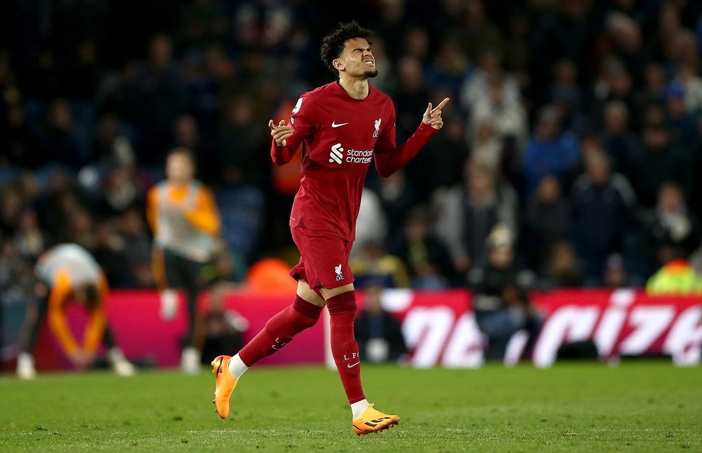 Luis Díaz volvió a jugar con el Liverpool después de seis meses. EFE