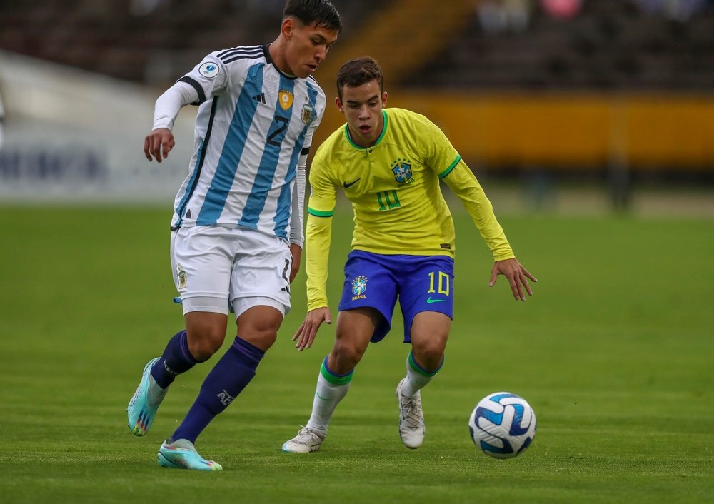 La Selección Brasileña venció a Argentina. EFE