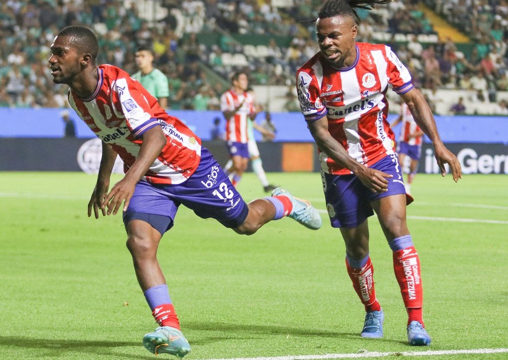 San Luis da la sorpresa y elimina a León. EFE