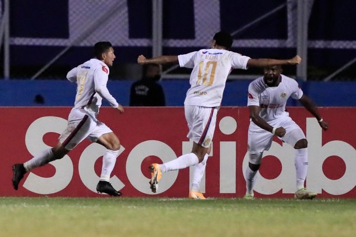 Olimpia y Olancho, a mantener el cartel ante Marathón y Real España en las semifinales de Honduras
