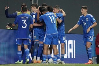 La Selección de Italia avanzó este miércoles a los cuartos de final del Mundial Sub 20 tras vencer por 1-2 a Inglaterra en el Estadio Único Diego Armando Maradona de la ciudad de La Plata.