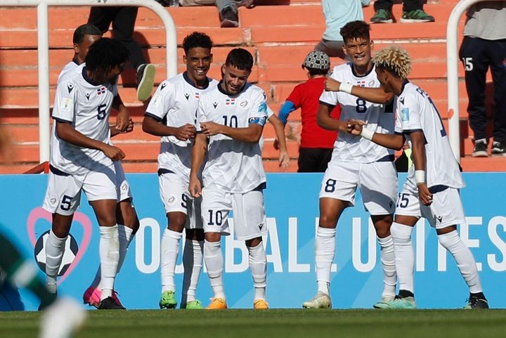 República Dominicana pierde a 3 estrellas ante Chile