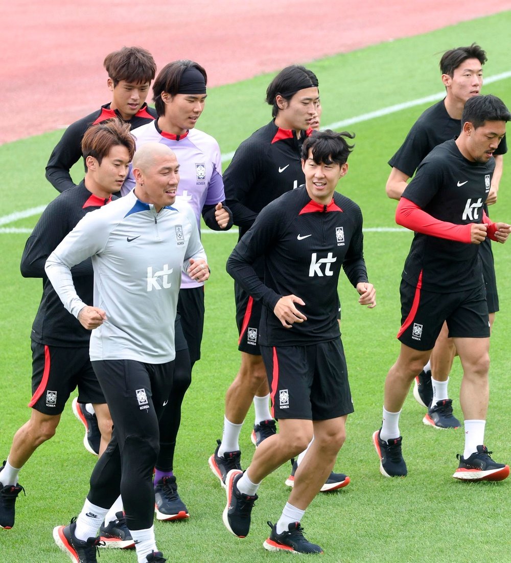 Son arrastra molestias y no jugará el próximo amistoso de Corea del Sur. EFE