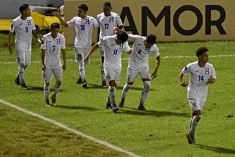 La Federación Nacional de Fútbol de Honduras comunicó abiertamente la cancelación del amistoso que iba a disputar contra Barbados en Estados Unidos por incumplimientos de la empresa organizadora.