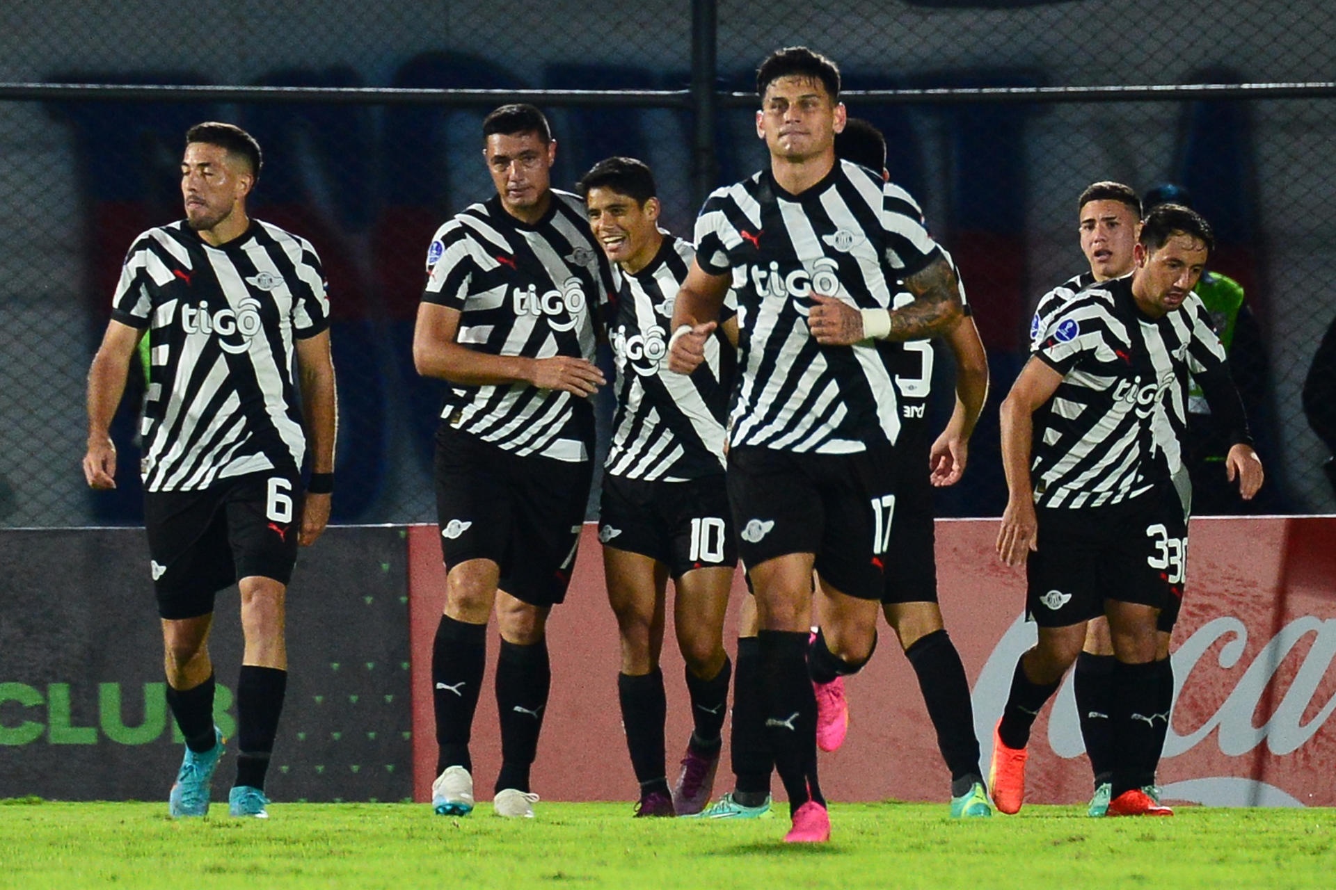 Botafogo será el rival de Libertad en octavos. EFE