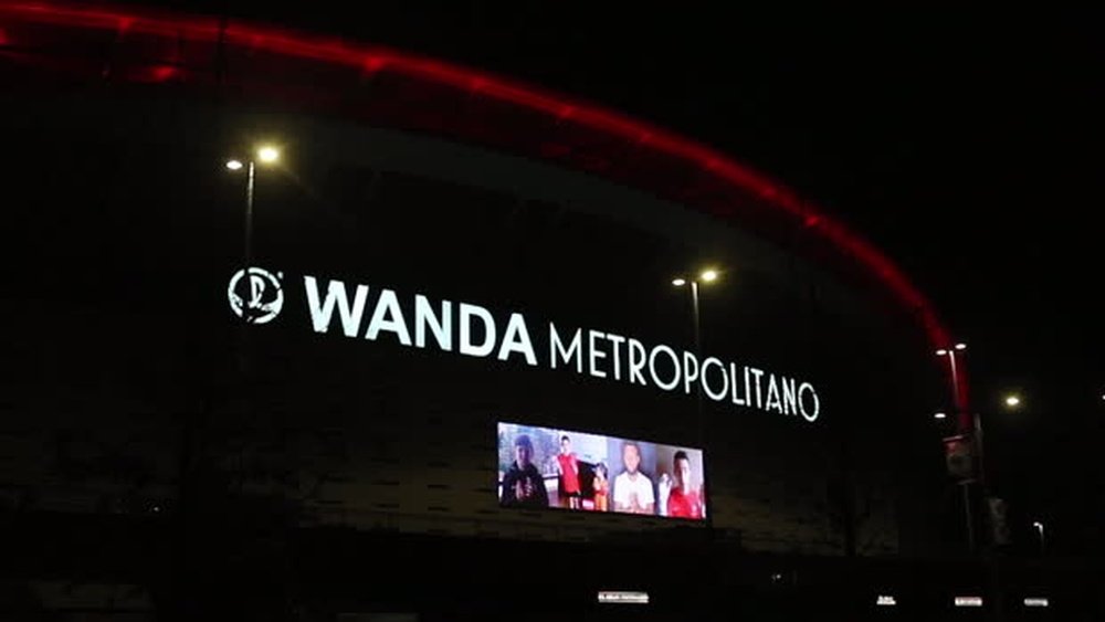 Los aplausos más solidarios del Wanda Metropolitano. DAZN
