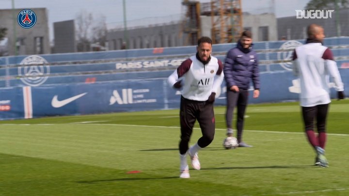 VIDEO: Neymar's last training session before Bayern clash