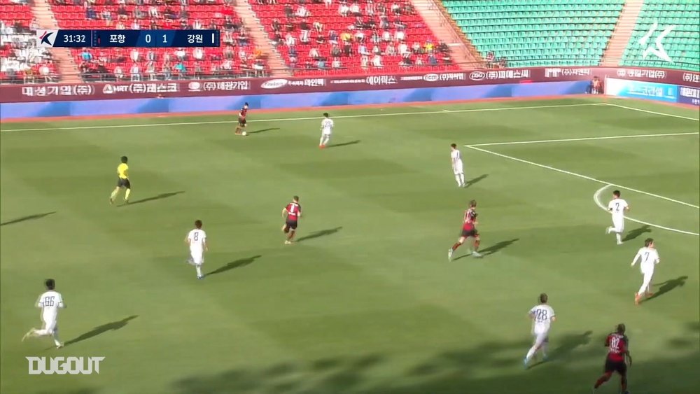 Mario Kvesic got a goal in Pohang's game with Gangwon. DUGOUT