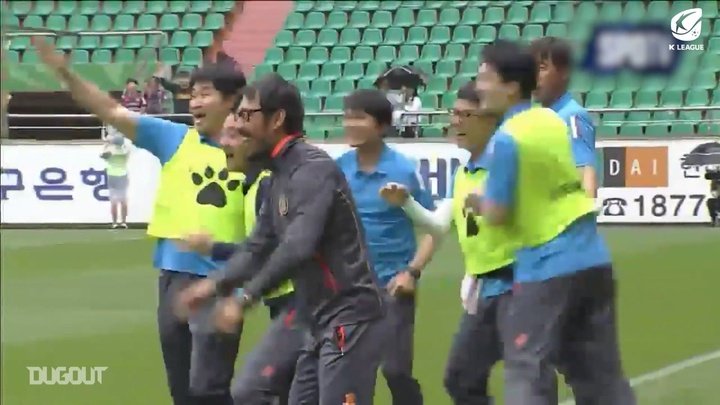 VÍDEO: Primeiro gol de Hwang In-beom na K-League
