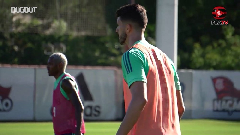 Flamengo soma 49 pontos e é o quarto colocado na tabela do Brasileirão. DUGOUT