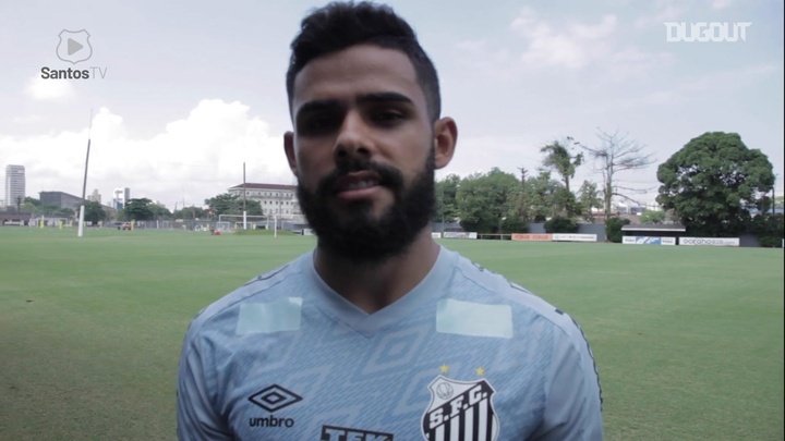 Felipe Jonatan projeta temporada do Santos e fala sobre Ariel Holan