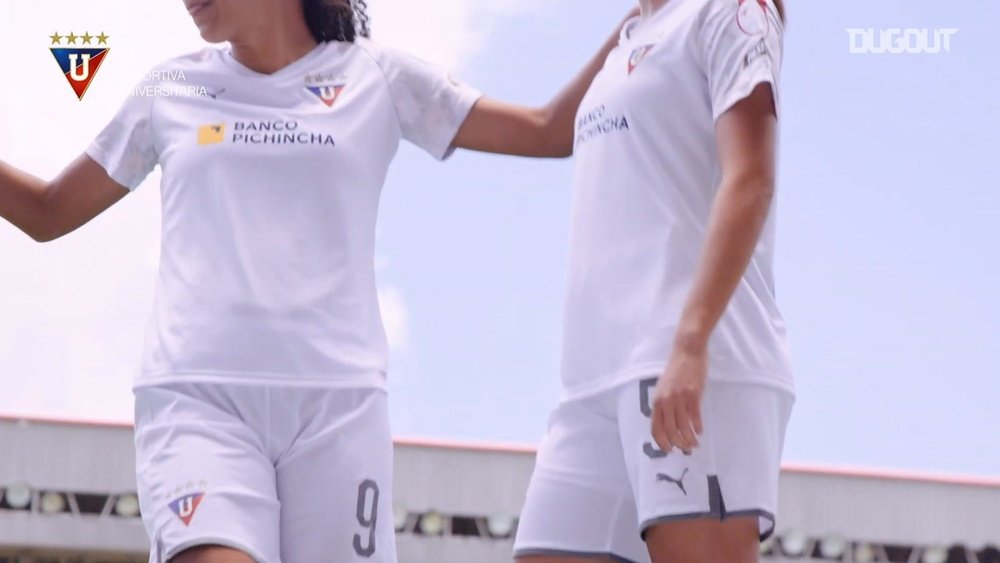 LDU Quito Women’s unveil their new kit. DUGOUT