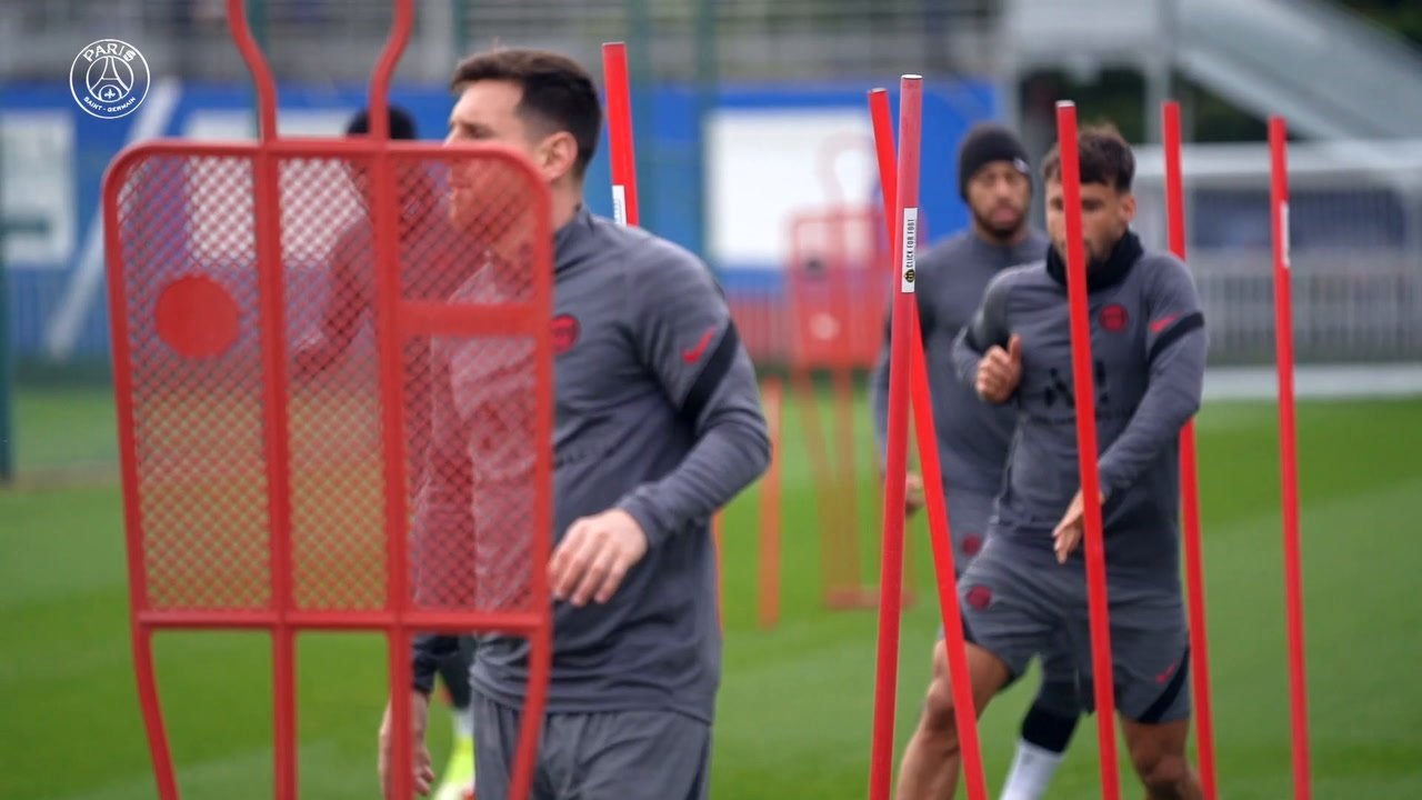 La seduta di allenamento di Messi in vista della partita contro il Lipsia