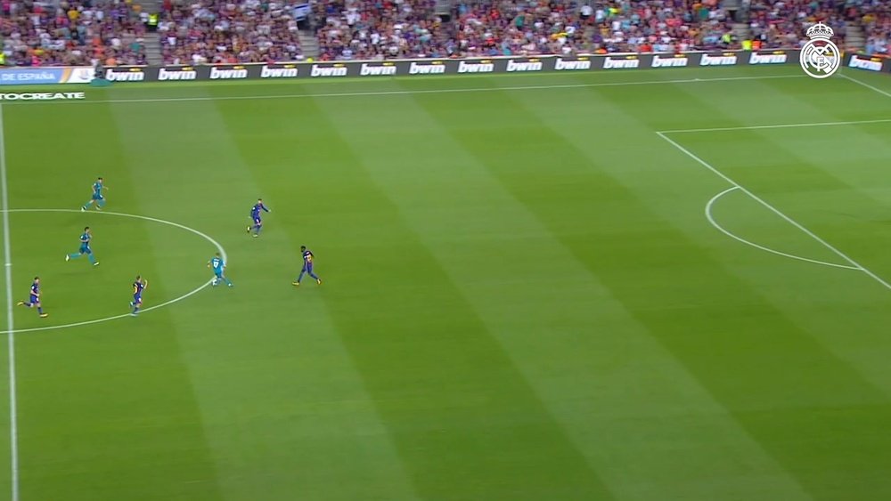 La perla di Marco Asensio contro il Barcellona. Dugout