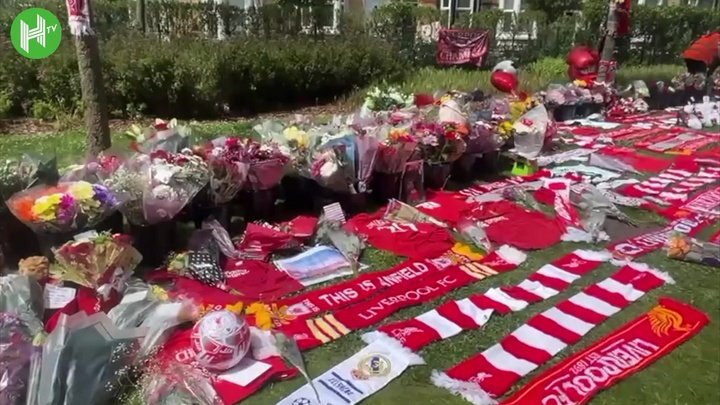 The Liverpool community has shown its solidarity at this difficult time for the Jota family. DUGOUT