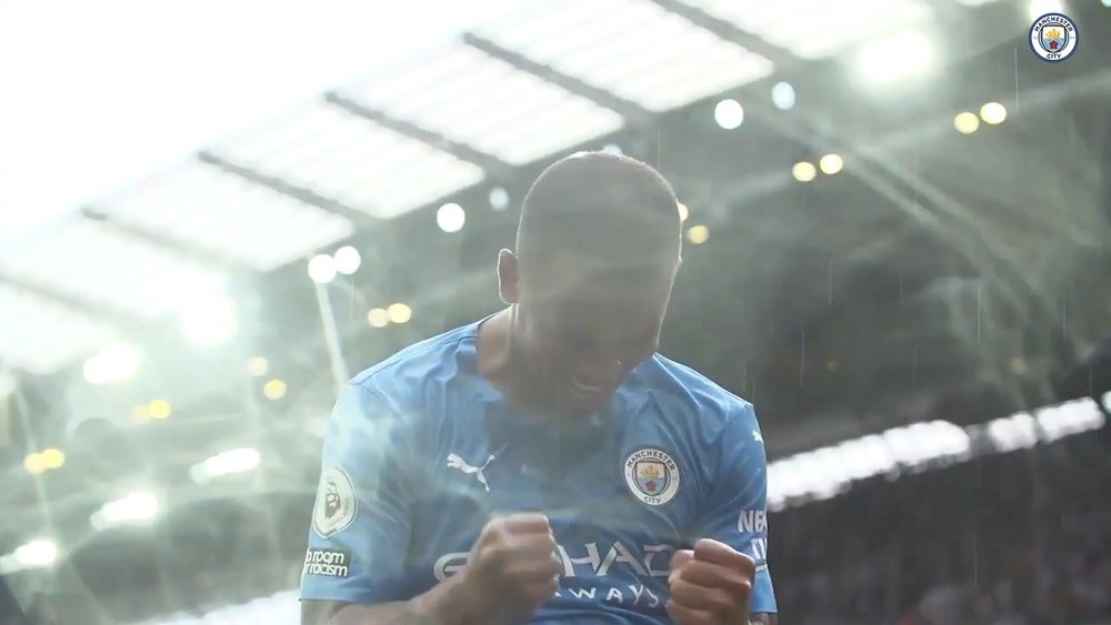 Sterling's first goal in 21-22, from pitchside view. DUGOUT