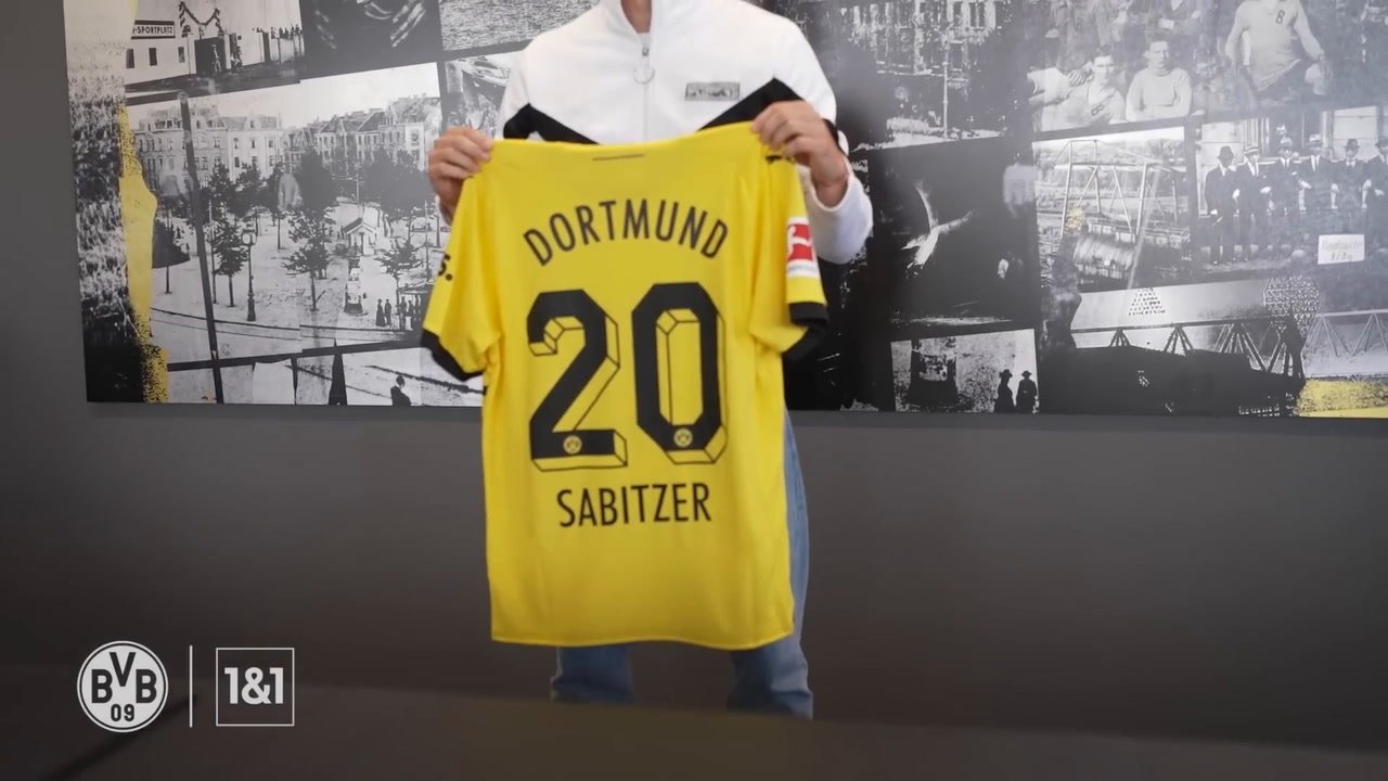 Sabitzer is welcomed to Borussia Dortmund. DUGOUT
