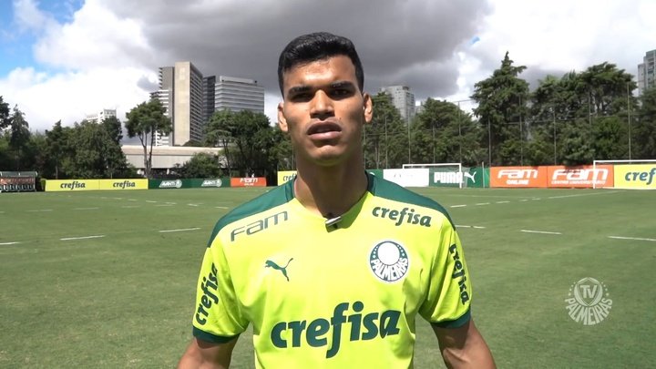 VÍDEO: Danilo Barbosa projeta estreia na Libertadores pelo Palmeiras