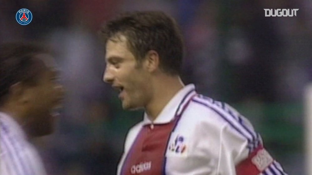 PSG faced Bastia in the 1995 French League Cup final. DUGOUT