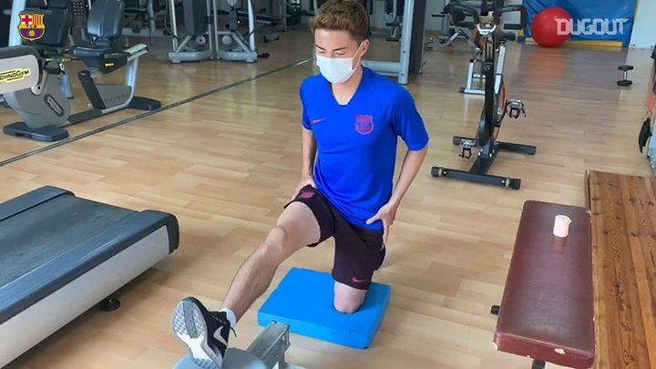 VIDEO: Hiroki Abe returns to training at FC Barcelona