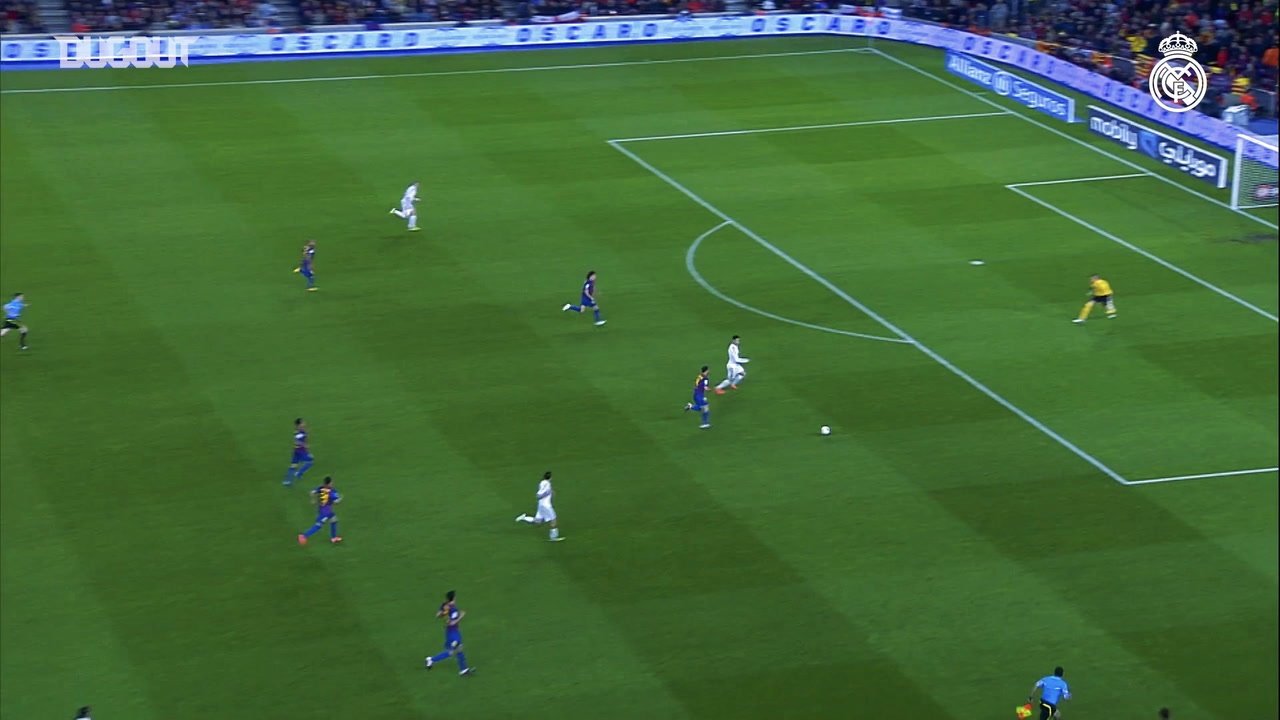 Cristiano Ronaldo marcou em pleno Camp Nou e deixou recado para a torcida local. DUGOUT