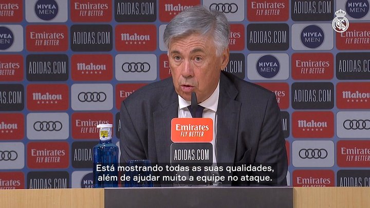 Ancelotti rasga elogios a Vini Jr. após goleada: “qualidade impressionante”