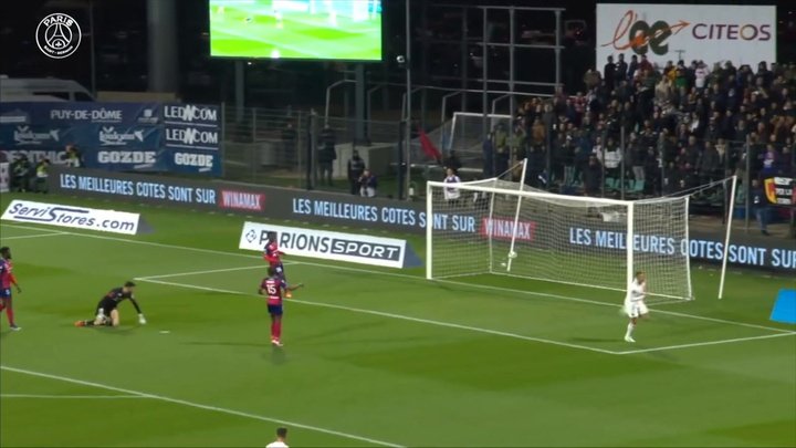 Les plus beaux buts du PSG face à Clermont. Dugout