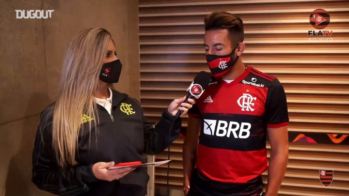 VÍDEO: Isla, feliz de chegar ao Flamengo