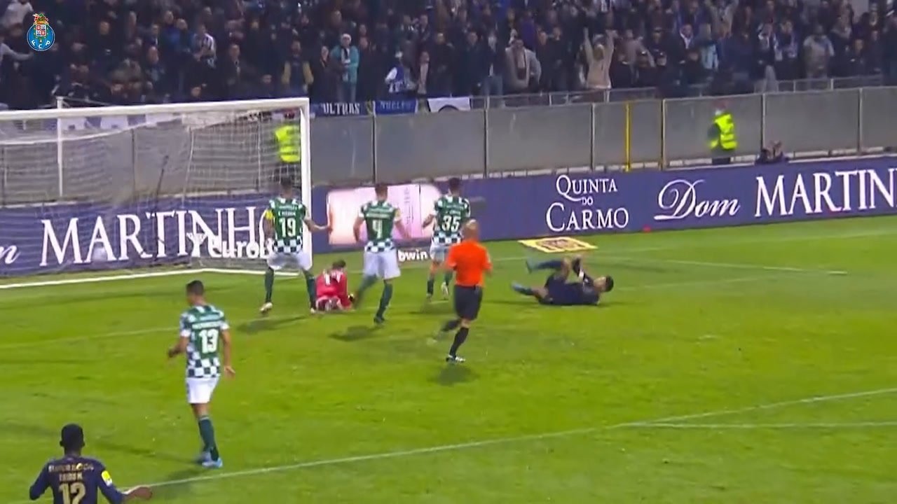 VIDEO: Evanilson secures Porto win over Moreirense