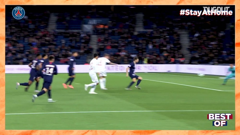 VIDEO: Keylor Navas' s best saves with Paris Saint-Germain so far. DUGOUT