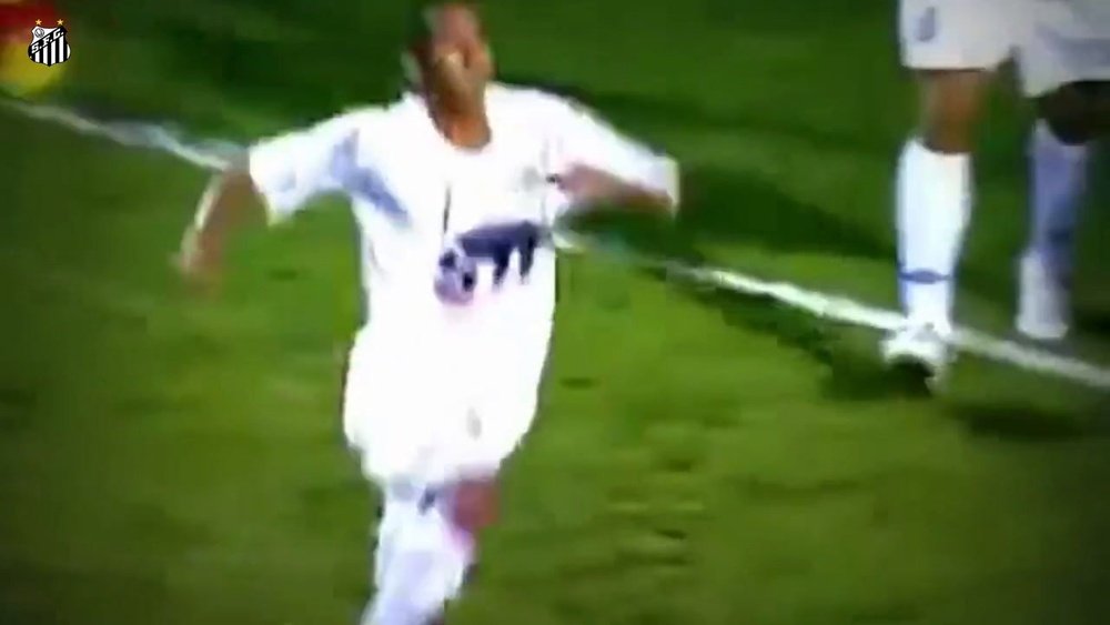 Relembre o primeiro gol de Neymar com a camisa do Santos. DUGOUT