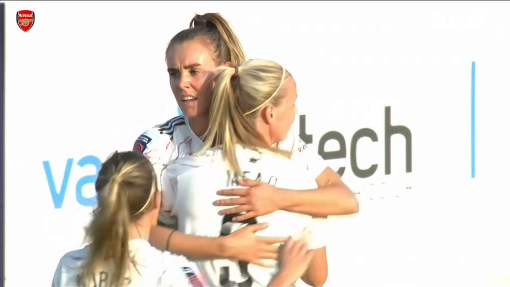 VIDEO: Jill Roord's hat-trick in Arsenal Women's 9-1 win at West Ham. DUGOUT