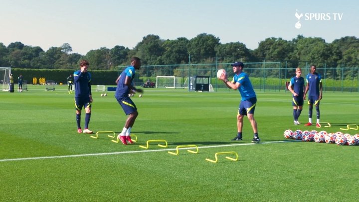 VIDEO: Emerson Royal's first training session at Spurs