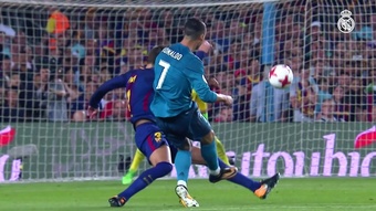 Les buts du Real Madrid contre Barcelone en Supercoupe d'Espagne 2017. Dugout