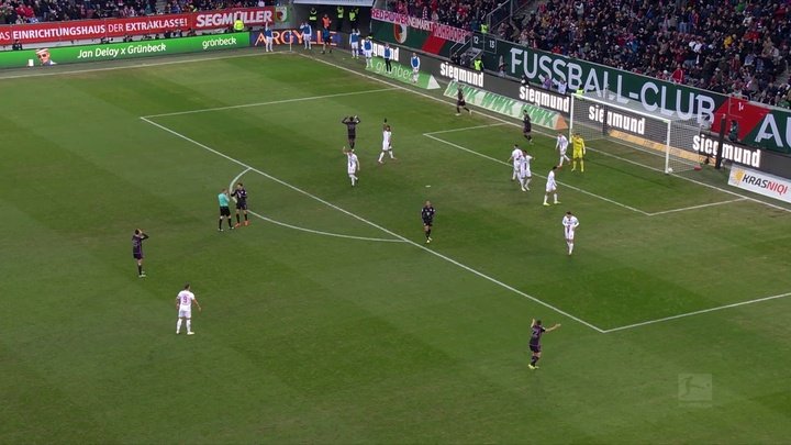VIDÉO : Le Bayern s'impose à Augsbourg grâce au 23ème but de la saison de Kane