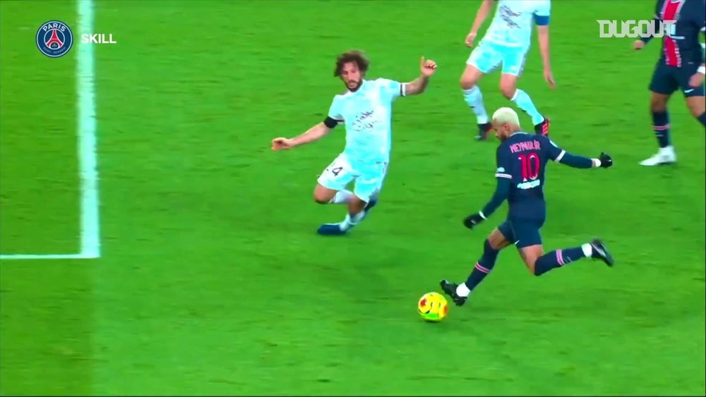 Show de habilidade de Neymar contra o Bordeaux na Ligue 1. DUGOUT