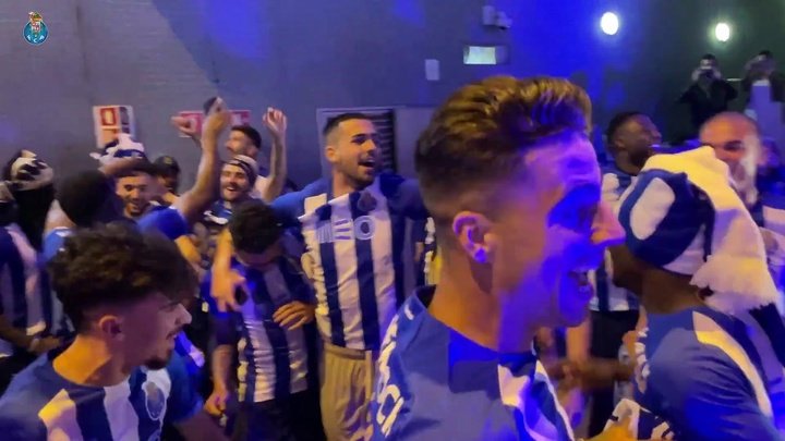 VIDÉO : Les coulisses des célébrations du FC Porto champion du Portugal