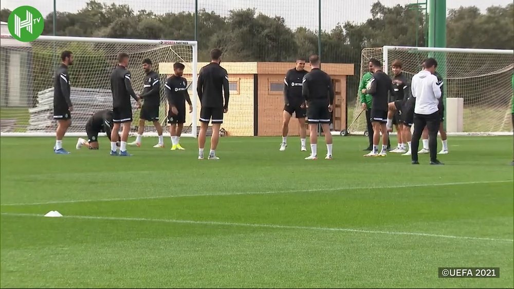Sporting Lisbon have been preparing for the Besiktas match. DUGOUT