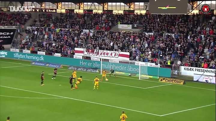VIDÉO : le premier but de Rafael van der Vaart avec Midtjylland