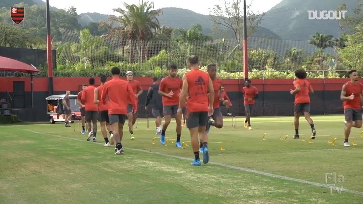 VÍDEO: Flamengo treina para encarar o Vasco; Pedro participa de atividade
