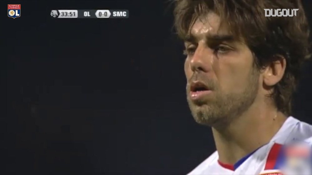Juninho scored his 100th Lyon goal in May 2009. DUGOUT