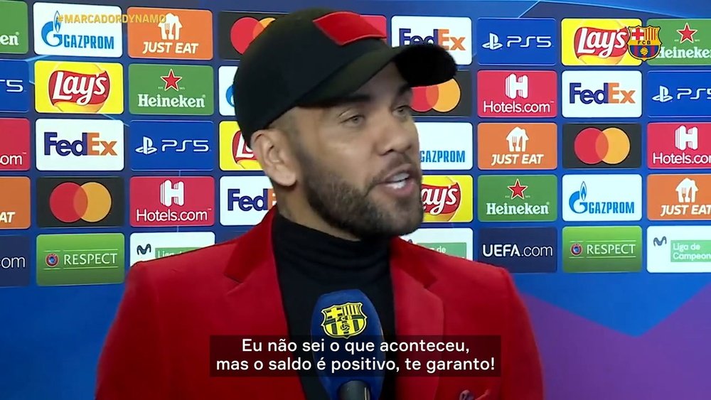 Daniel Alves recorda e escolhe seu El Clásico favorito dos tempos de Barça. DUGOUT