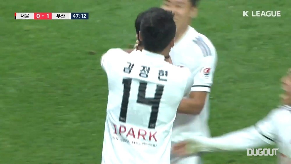 Park Jong-woo helped Busan win 1-2 at Seoul in the K-League. DUGOUT